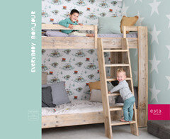 Esta Everybody Bonjour